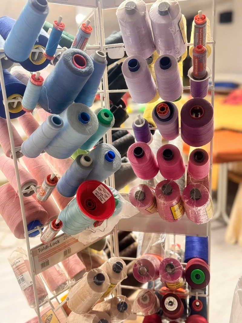 Rocchetti colorati in laboratorio